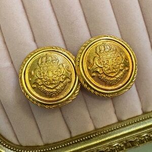 Vintage Heraldic Coat Of Arms
Lion Crest Clip On Earrings
